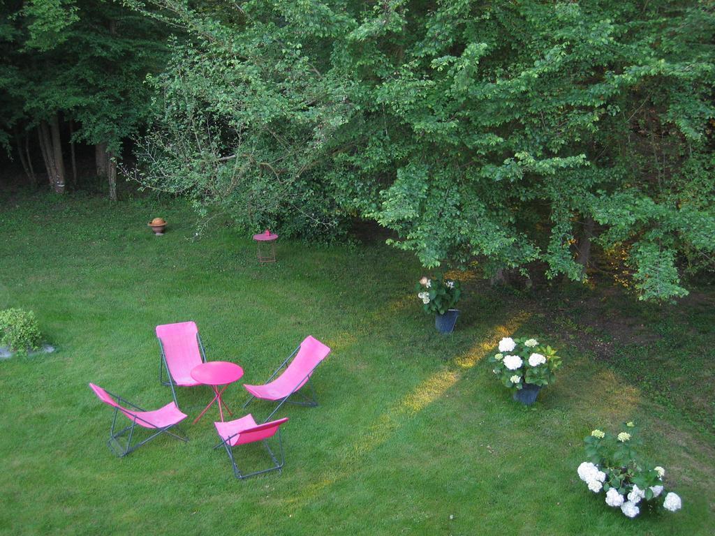 Logis De La Paqueraie Bed & Breakfast Saint-Branchs Екстериор снимка