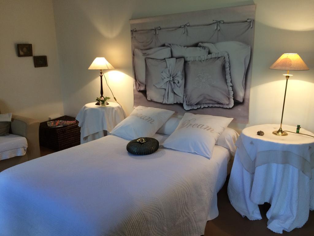 Logis De La Paqueraie Bed & Breakfast Saint-Branchs Екстериор снимка