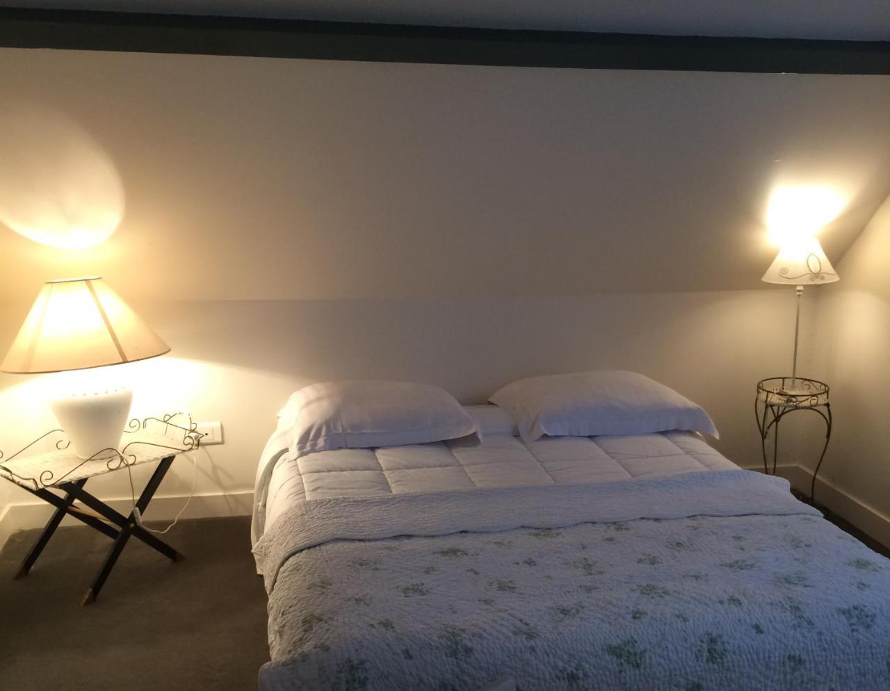 Logis De La Paqueraie Bed & Breakfast Saint-Branchs Екстериор снимка